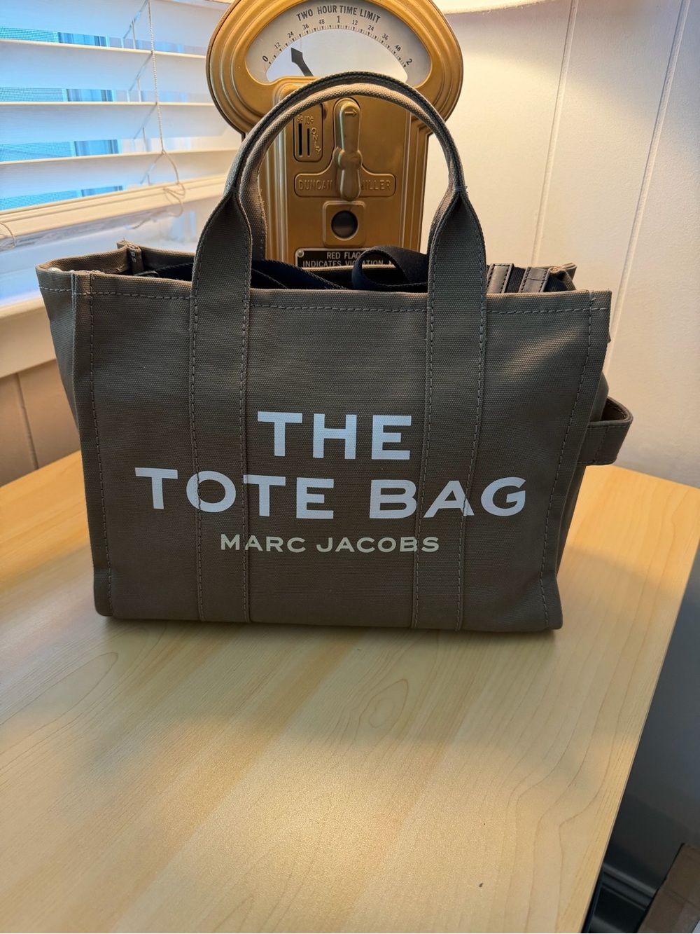 Marc Jacobs Med Tote Bag in Olive Khaki